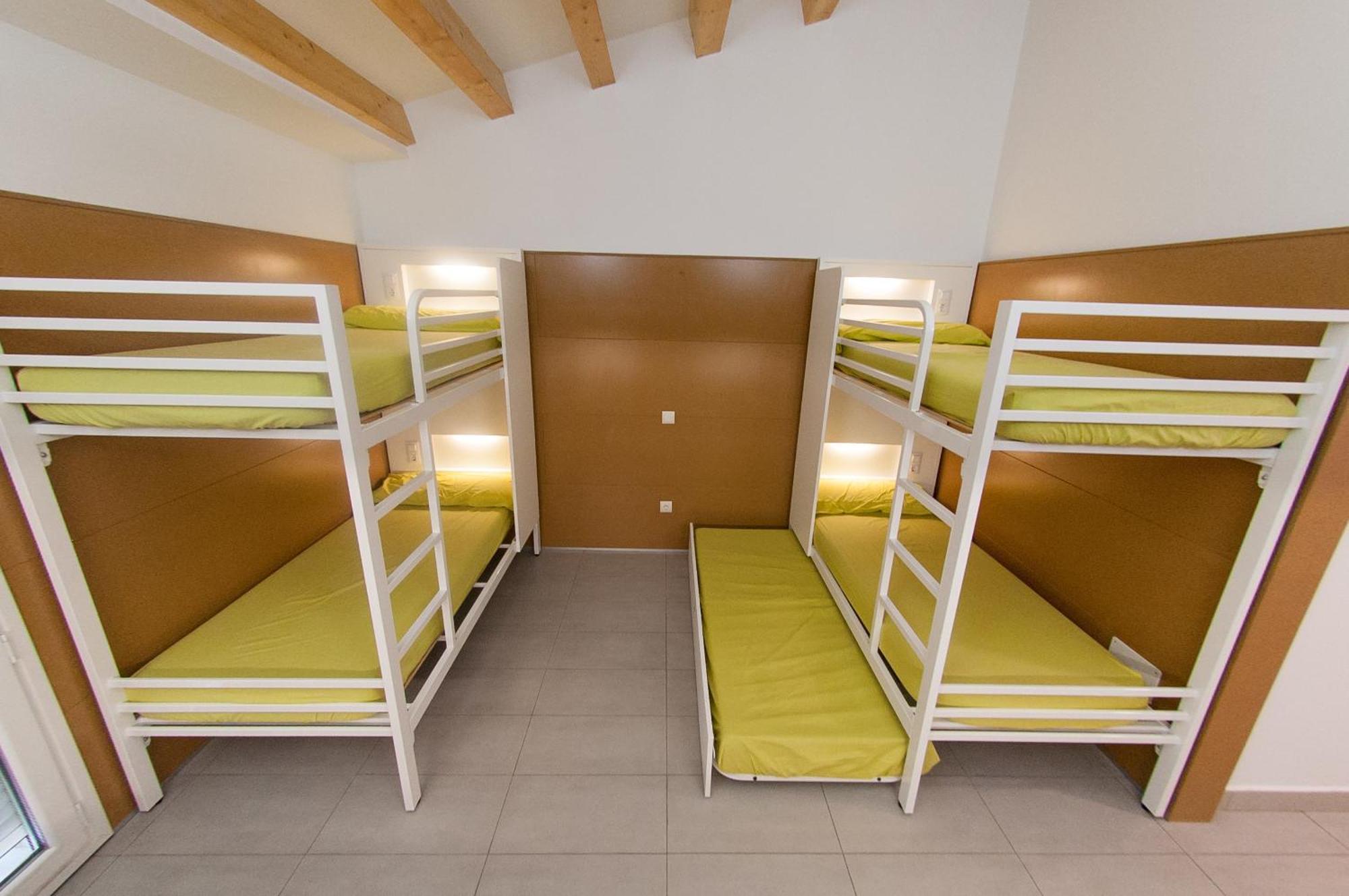 Hostel La Seu D'Urgell Xanascat Zimmer foto
